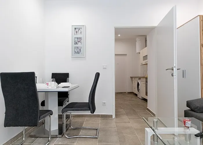 Διαμέρισμα Elegant 1br In Prime Location *